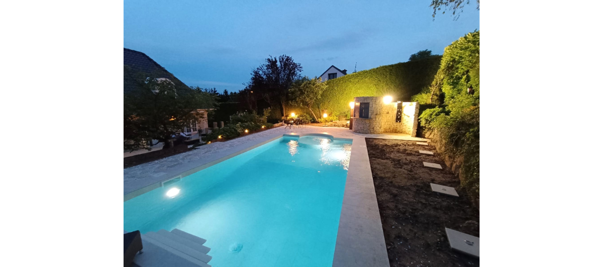 Piscine extérieure réalisée par Babalux